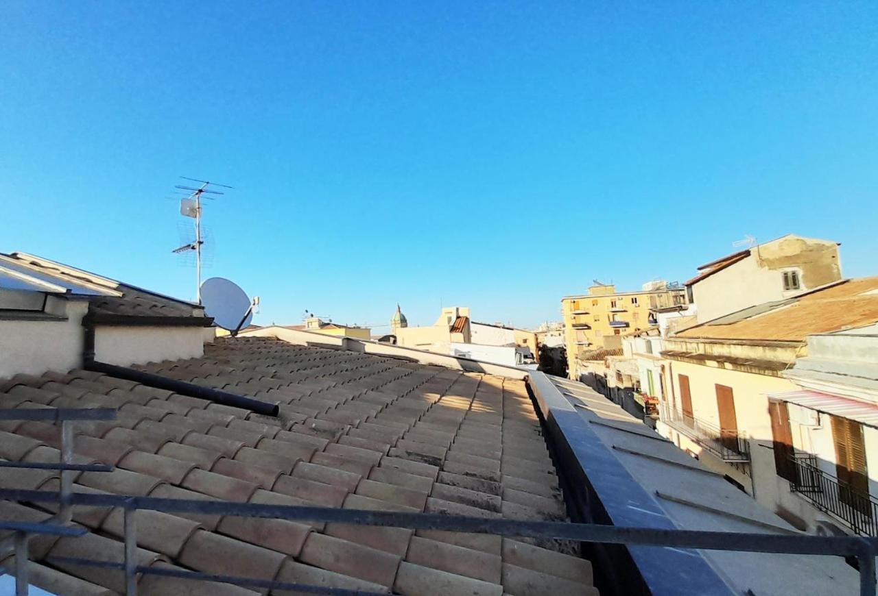 Terrace With View Attic In Old Town Ballarhome Palermo Exterior foto